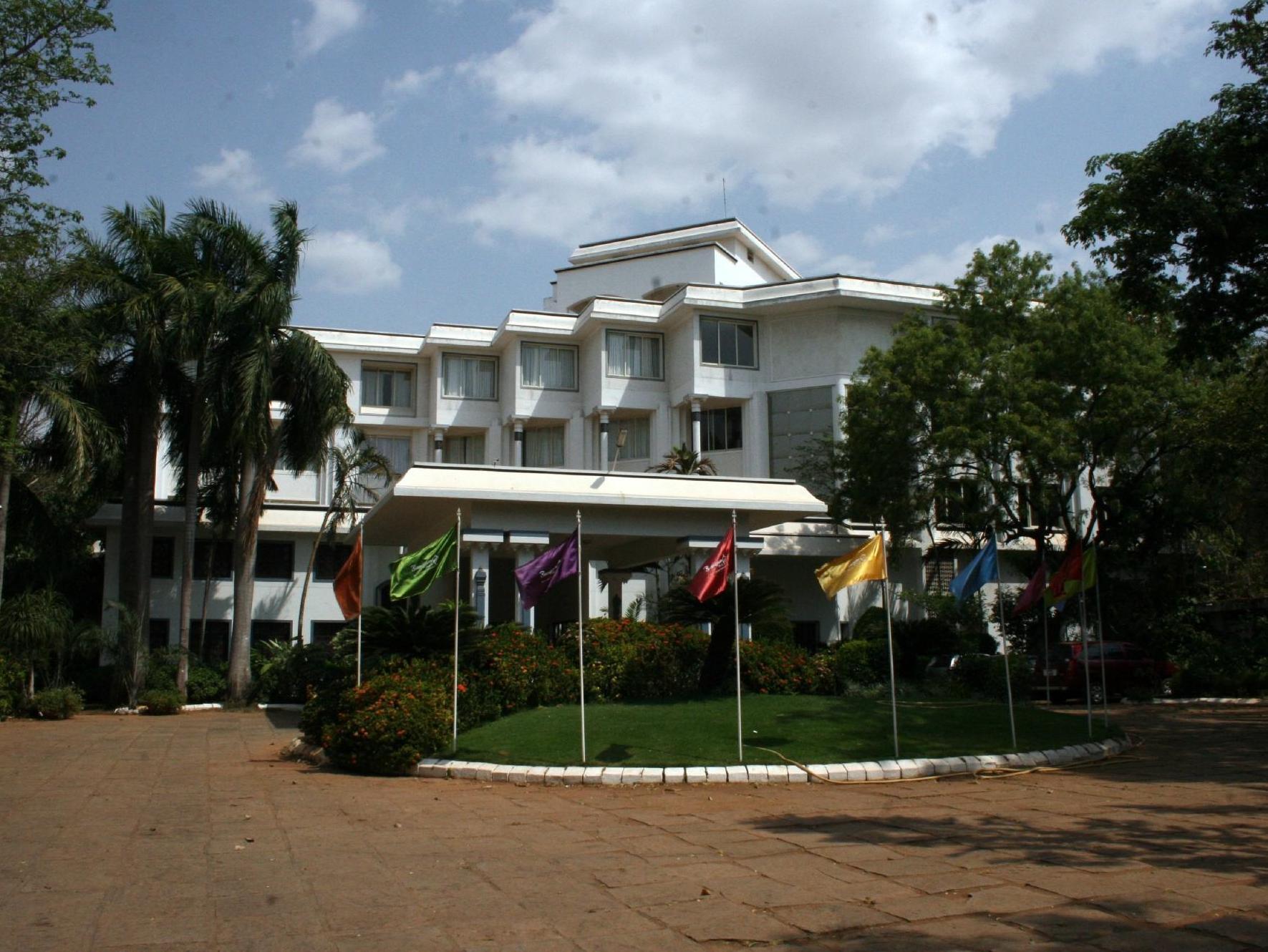 Sangam Hotel, Тханджавур Екстер'єр фото